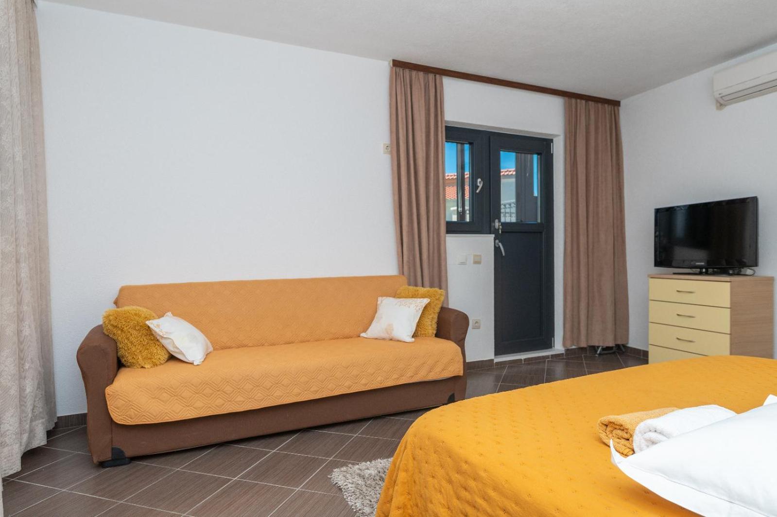 Apartman Pinto Makarska Exterior foto